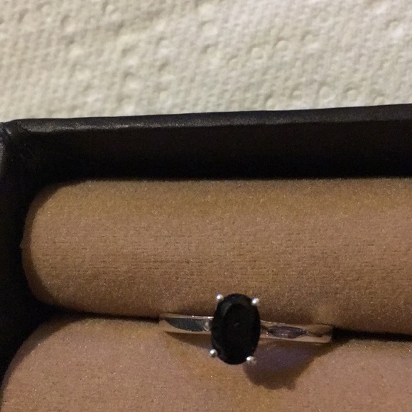Thai black spinel ring - Picture 2 of 2
